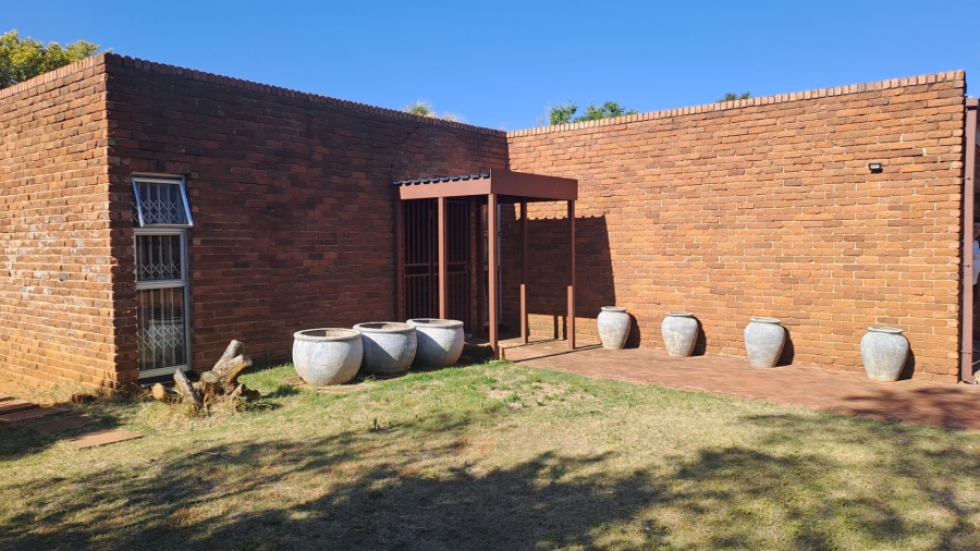 3 Bedroom Property for Sale in Heuwelsig Free State